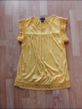 By Design Yellow Lace Trim Blouse Boho Crochet Sleeve Top